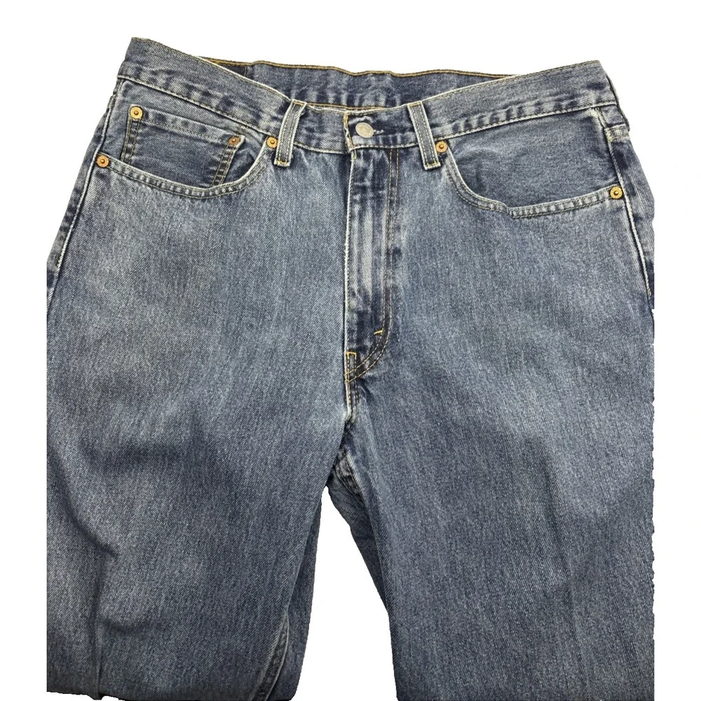 Levis levi 550